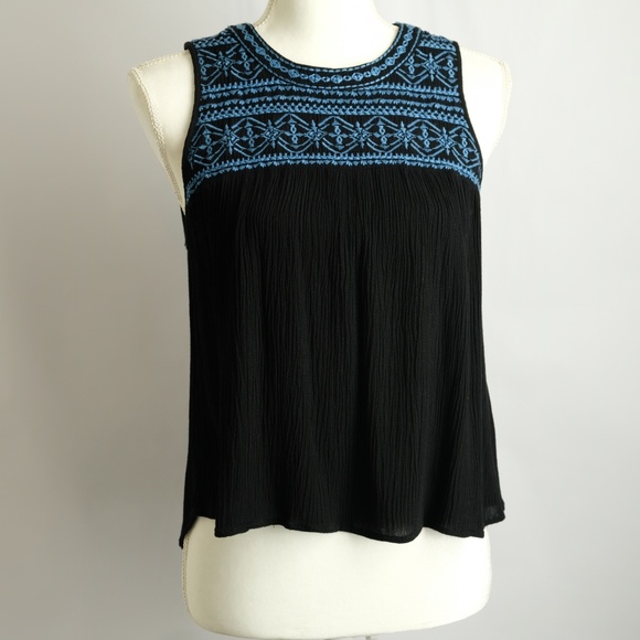 Forever 21 Cropped Embroidered Black Tank Top, S - Picture 4 of 8